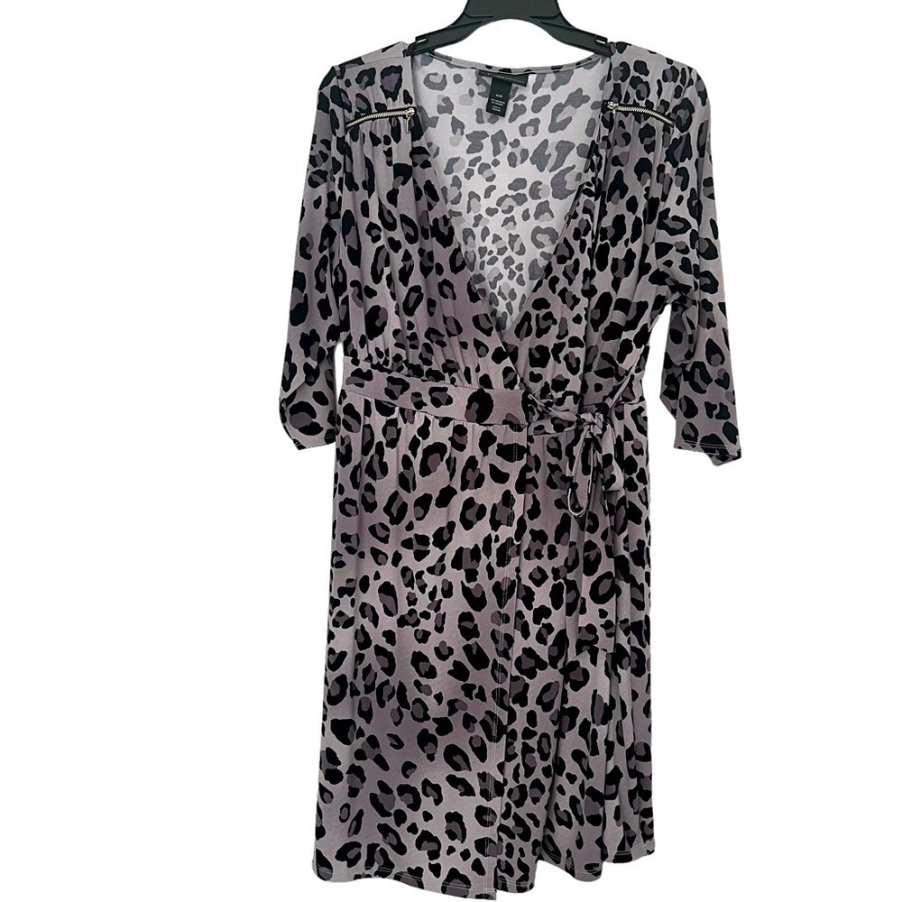 Lane Bryant Sz 14/15 XL Animal Print Leopard
Cheetah Wrap Dress Zippers Accents